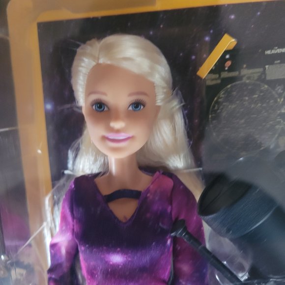Barbie National Geographic 2018 Barbie New - Picture 10 of 17